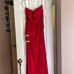 Jessica McClintock Red Formal Dress Size 14